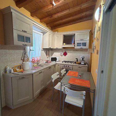 La Casina Di Karol Apartment Ronciglione  Luaran gambar
