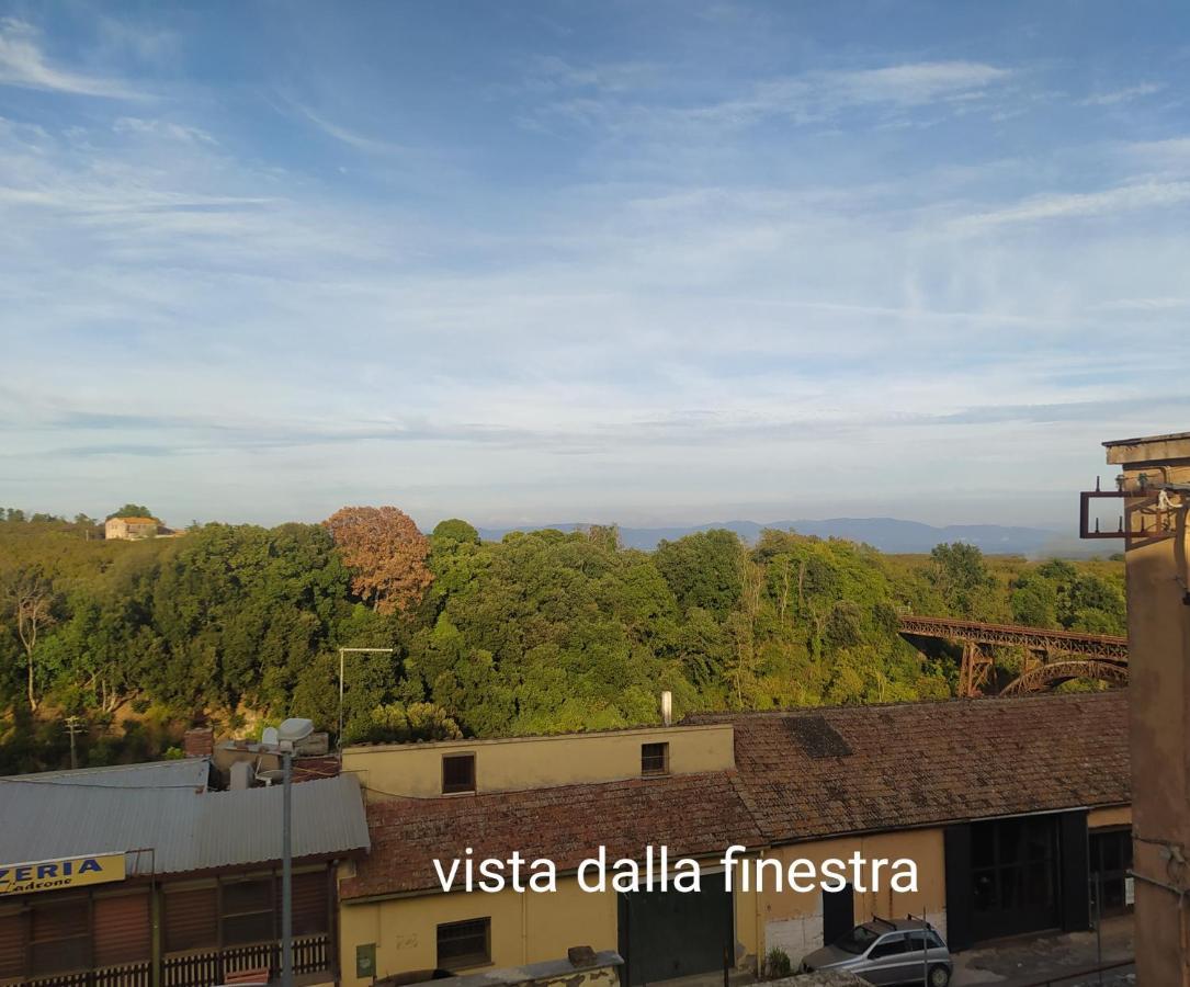 La Casina Di Karol Apartment Ronciglione  Luaran gambar